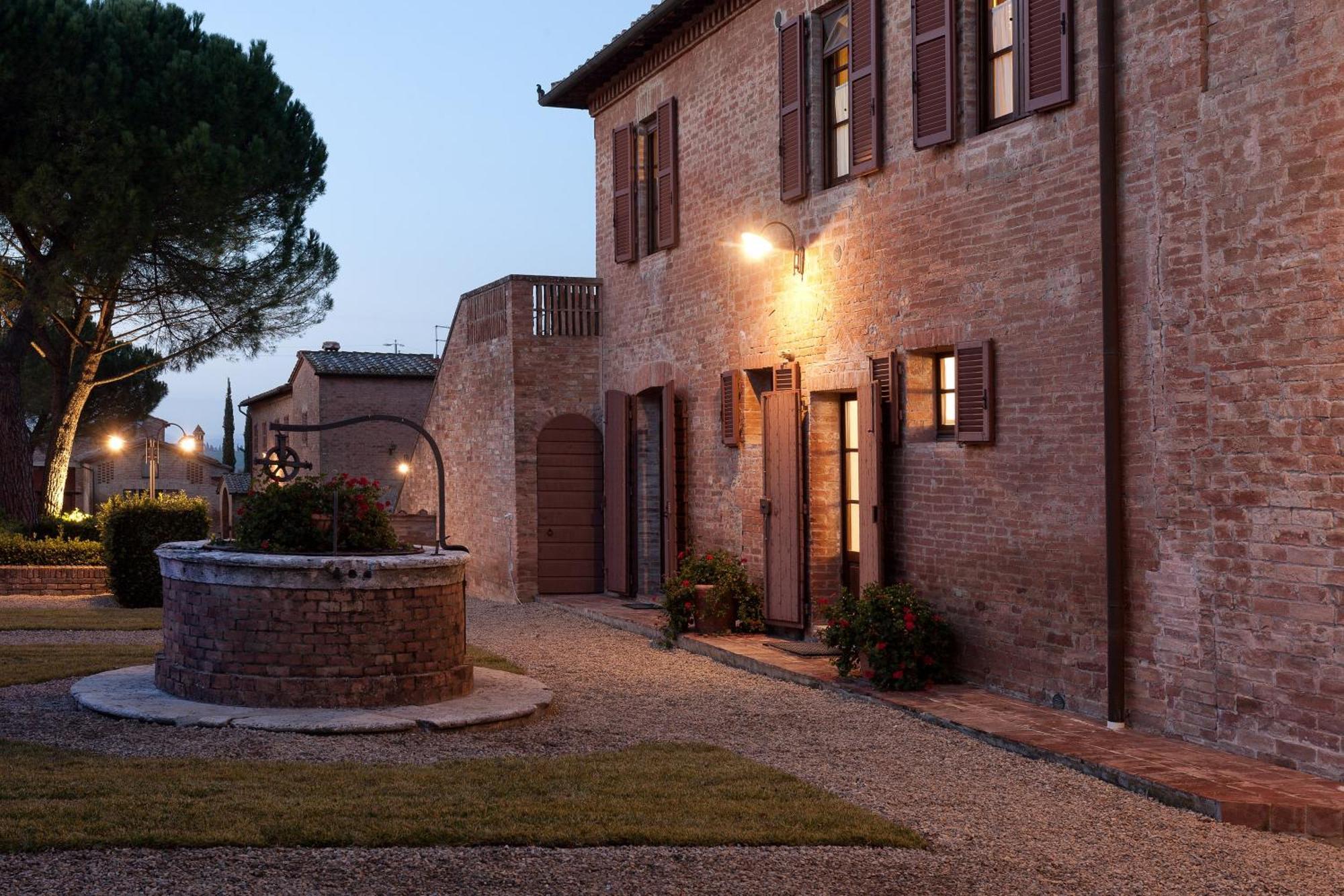 Villa Agriturismo Tenuta la Campana Asciano Esterno foto