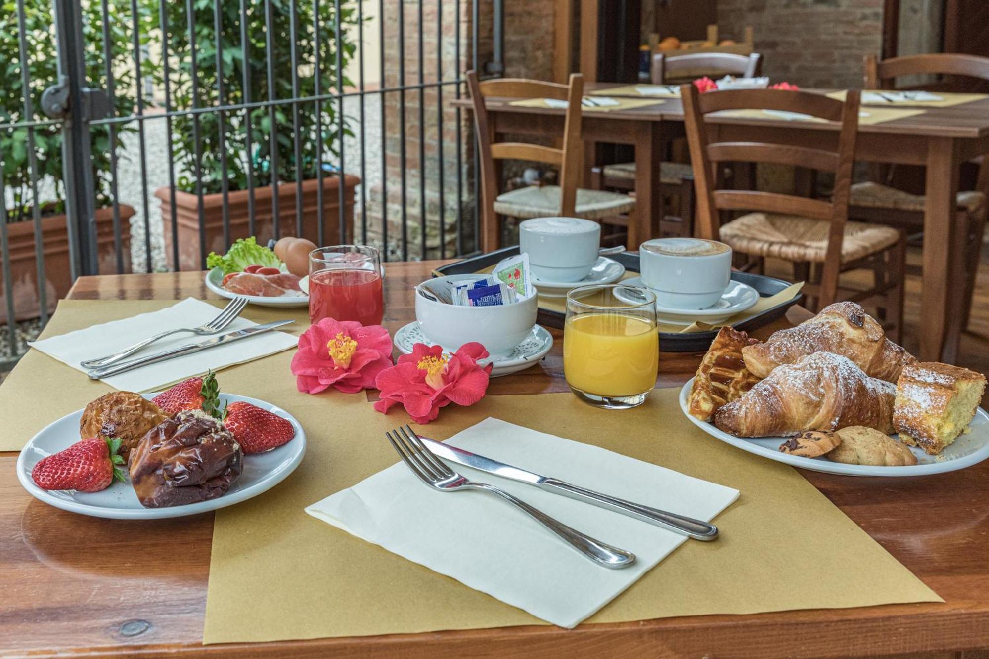 Villa Agriturismo Tenuta la Campana Asciano Esterno foto
